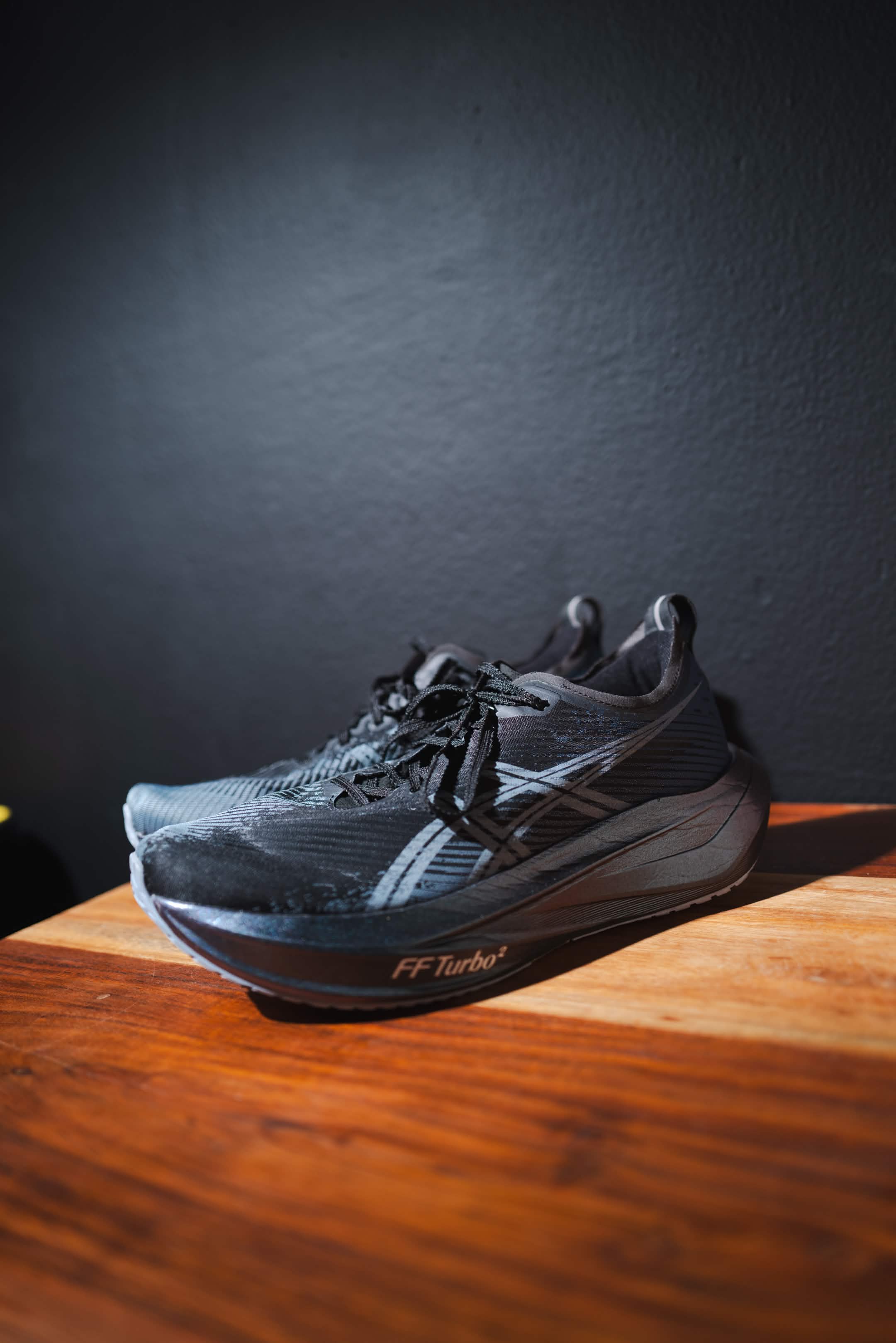 ASICS Megablast